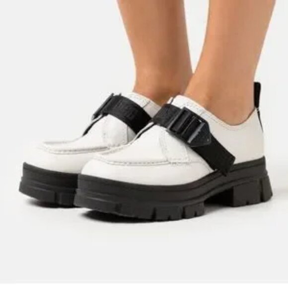 UGG Ashton White & Black Loafers Slip On Academia Goth Lug Sole Women's size 11 - Picture 2 of 14